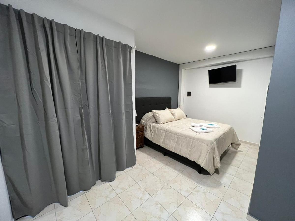 Apartahotel Costadorada *